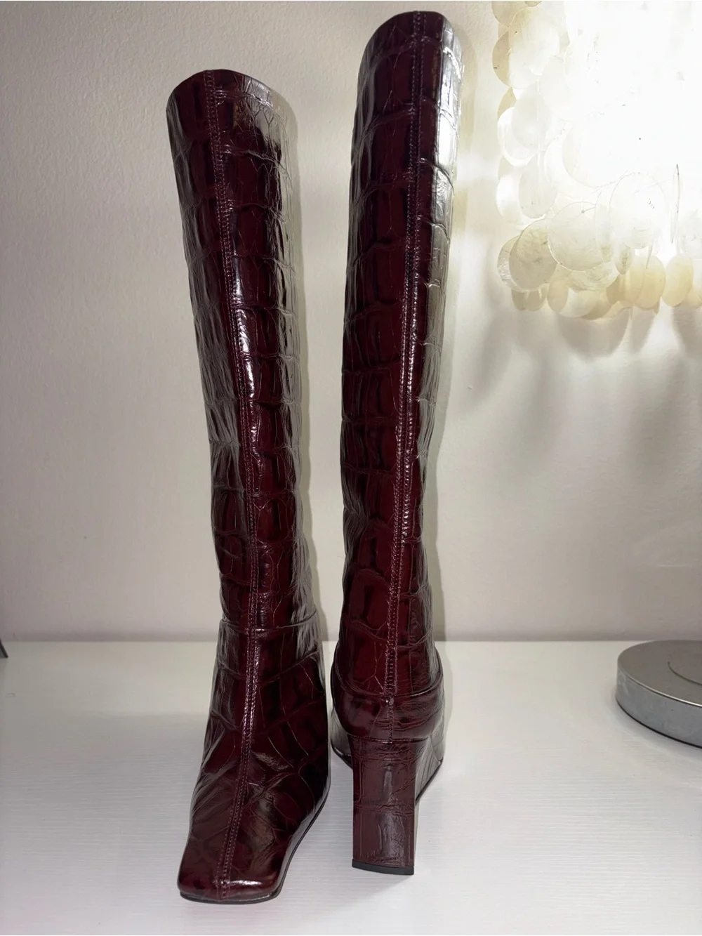 Women's Tall vintage Croc-Embossed Wedge Boots - Burgundy